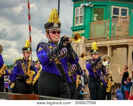 Portland Grand Floral Parade 2019