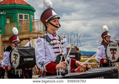Portland Grand Floral Parade 2019