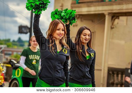 Portland Grand Floral Parade 2019