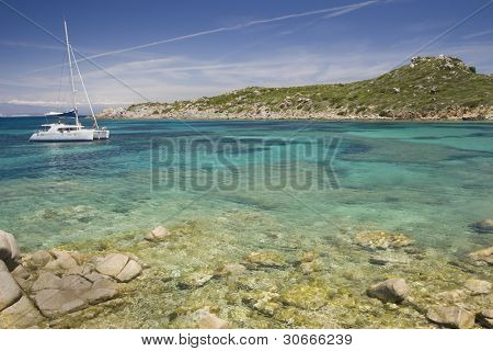 smukke bugt i nord for øen Sardegna, Italien