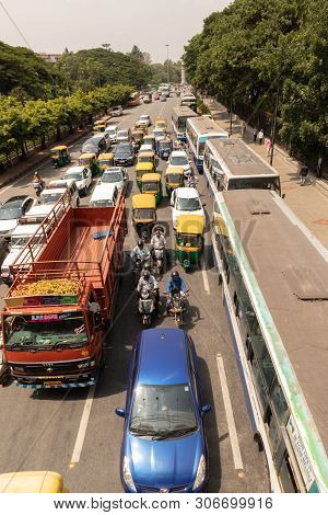 Bangalore, Karnataka India-june 04 2019 : Aerial View Of Five Lane Highway Road With Waiting Vehicle