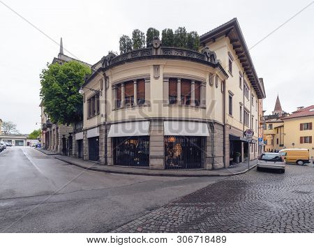 Beautiful House In The Centre Of Belluno