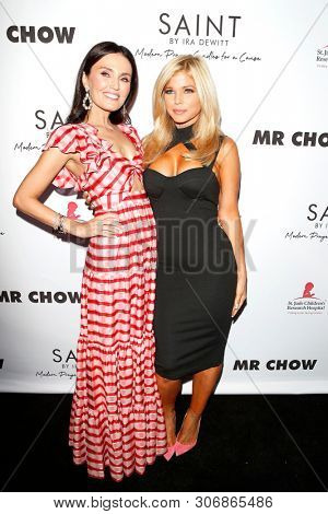 LOS ANGELES - JUN 4: Ira DeWitt, Donna D'Errico at the SAINT Modern Prayer Candles For A Cause Launch at Mr. Chow on June 4, 2019 in Beverly Hills, CA 