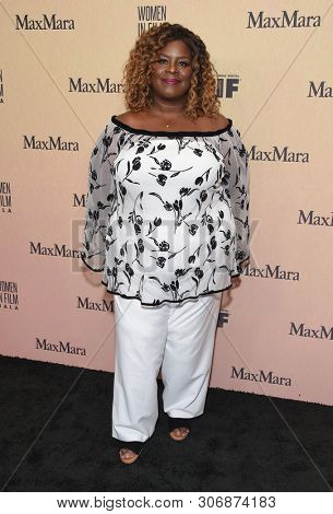 LOS ANGELES - JUN 12:  Retta arrives for the 2019 Women In Film Annual Gala on June 12, 2019 in Beverly Hills, CA                