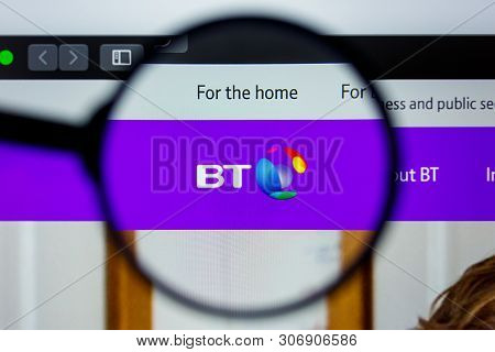 Los Angeles, California, Usa - 12 June 2019: Illustrative Editorial Of Bt Website Homepage. Bt Logo 