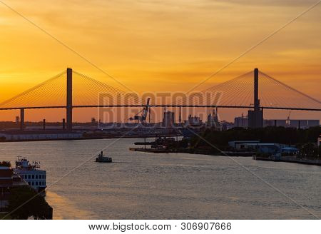 The Sydney Lanier Bridge Across The Savannah River