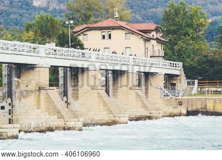 Italian Dam - Diga Di Olginate - Divides The Lakes Garlate And Olginate, Regulates The Lake Como Lev
