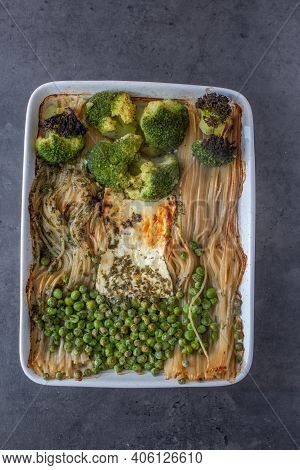 Healthy Baked Green Spaghetti Pasta With Feta Cheese