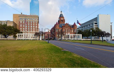 Dealey Plaza, City Park Divided By Main St. In West End Dallas, Texas