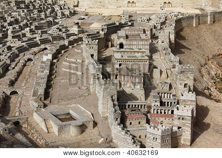 Palace Of Adiabene Empress Helena and Silwan Pool