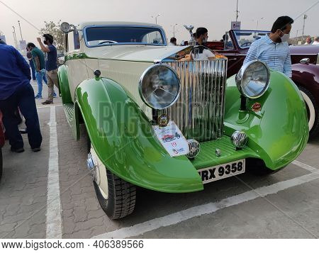 Vintage Vintagecars Exhibition Oldcars Beautiful Headlights Mumbai Landscape Vehicle Brands Fair Tra