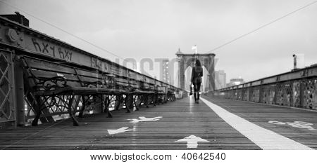 Morgen på Brooklyn Bridge