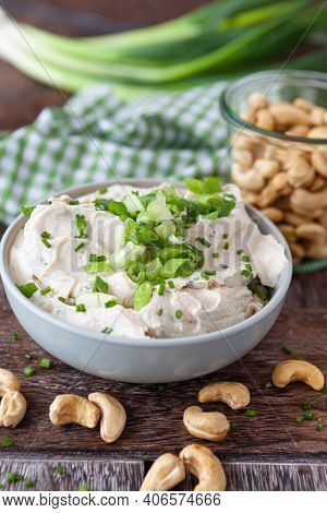 Vegan Cashew Cream Cheese With Fresh Herbs And Scallions