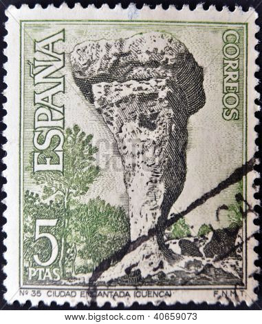 İspanya - 1967 yaklaşık: İspanya gösterir La Ciudad Encantada Cuenca 1967 yaklaşık basılmış damga