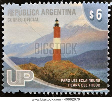 ARGENTINA - alrededor del año 2000: Un sello impreso en Argentina muestra el Faro Les Eclaireurs Tierra de Fuego