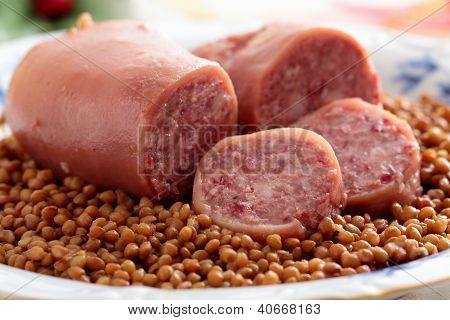 Cotechino Kłusak kiełbasa z soczewicy