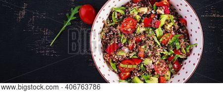 Tabbouleh With Quinoa. Tabbouleh Salad - Traditional Middle Eastern Cuisine. Vegetarian Salad With Q