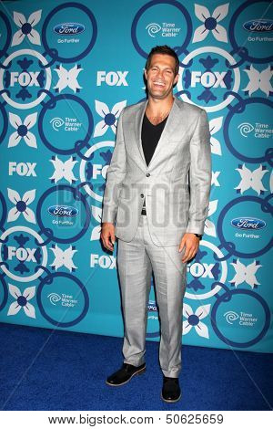 LOS ANGELES - SEP 9:  Geoff Stults at the FOX Fall Eco-Casino Party at The Bungalow on September 9, 2013 in Santa Monica, CA