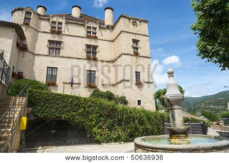 Chateau-arnoux