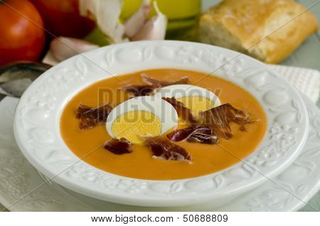 Spanish Cuisune. Salmorejo.