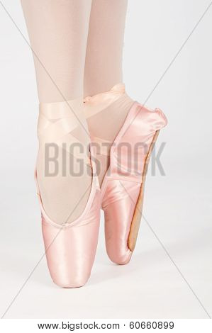 A Ballet Dancer Standing On Toes While Dancing Artistic Conversion