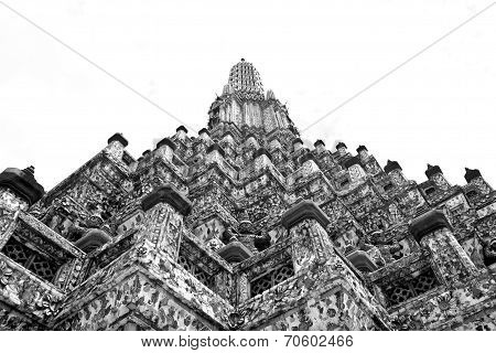 Black And White Uprisen Angle Of Phra Prang