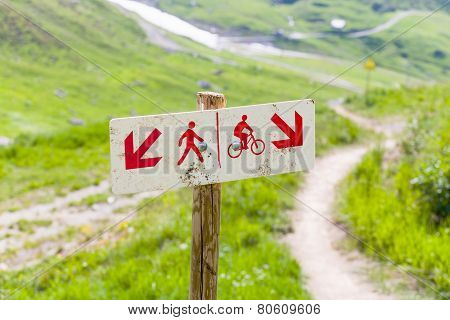 Sign for pedestrians and cyclists.