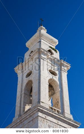 Glockenturm Kathedrale. Turi. Apulien.