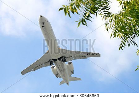 Rusline Canadair Regional Jet Crj-200Er