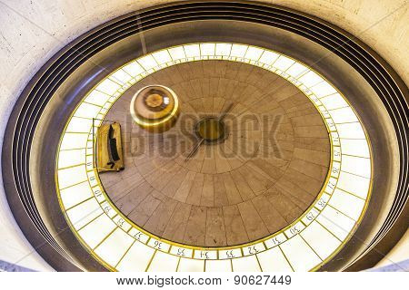 Foucault Pendulum In Griffith Park Observatory