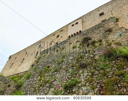 Malaspina Castle