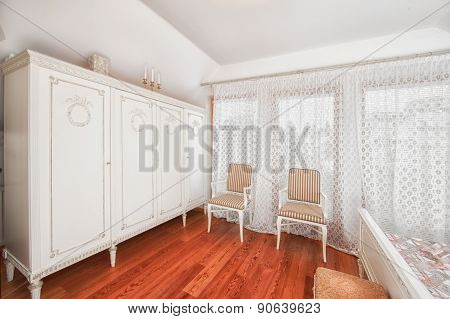 Worterobe in elegant bedroom