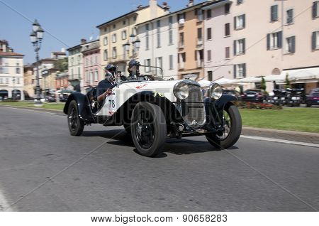 Mille Miglia,the famous race for retro cars