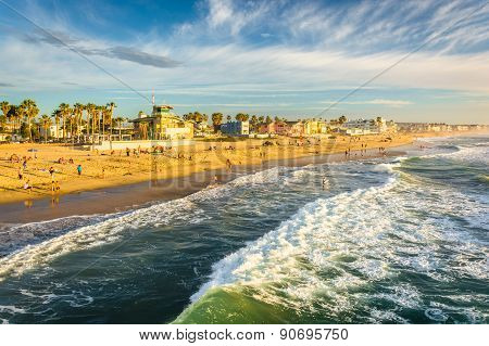 Waves In The Pacific Ocean And View Of The Beach From The Fishing Pier, In Imperial Beach, Californi