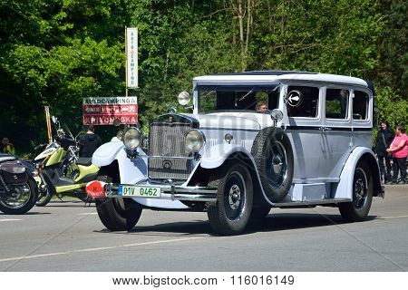 Vintage Car