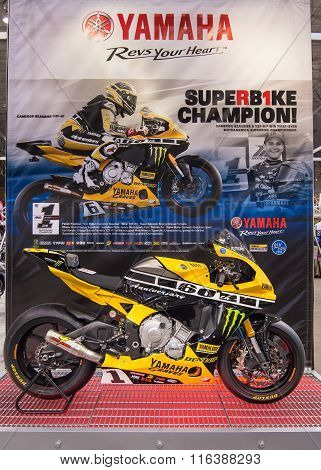 Yamaha YZF-R1