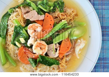 Fry Noodle In Gravy
