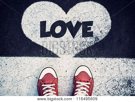 Love Sign On The Road
