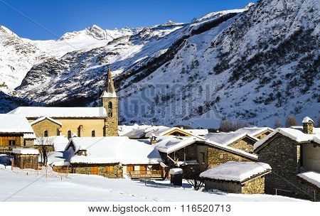 Bonneval-sur-arc In Winter