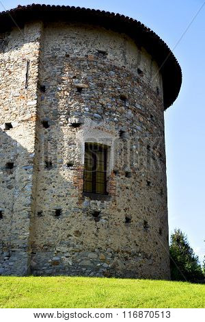 Italy  Lombardy     In  The Arsago Seprio Old   Church     Step    Wall  Grass