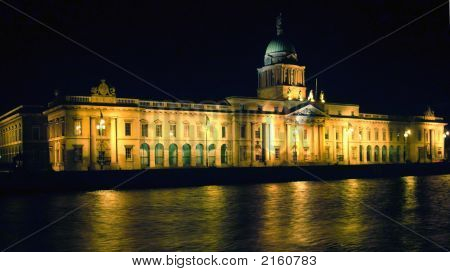 Gümrük House Dublin
