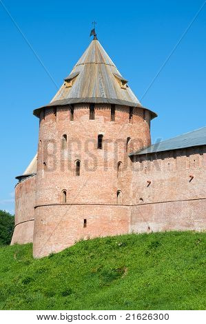 Fedor Tower, Kreml i Veliky Novgorod