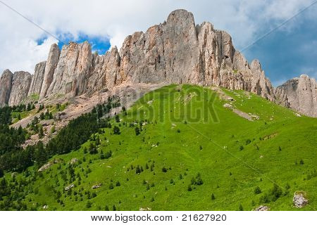 Kaukasische Berge. Mount groß Tkhach