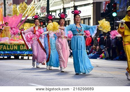 Chicago, Illinois, Usa: November 23,2017: Chicago Thanksgiving Parade Human Rhythm