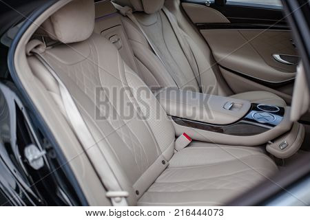 Mescedes Benz S class 2016 03 september, Chisinau R. Moldova.