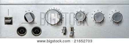 Retro Aluminium-Schnittstelle