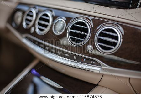 Mescedes Benz S class 2016 03 september, Chisinau R. Moldova.