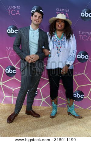 LOS ANGELES - AUG 15:  JT Neal, Pam Grier at the ABC Summer TCA All-Star Party at the SOHO House on August 15, 2019 in West Hollywood, CA