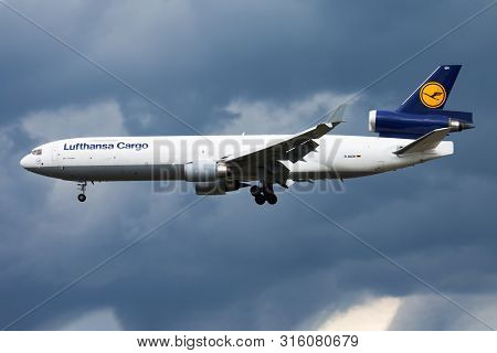 Frankfurt / Germany - August 17, 2014: Lufthansa Cargo Md-11 D-alch Cargo Plane Landing At Frankfurt