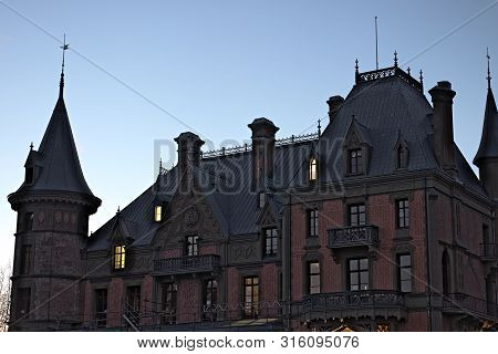 Thun, Switzerland, 02 10 2018 Schadau Castle In Park During Twilight